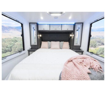 Malibu Curl Couples Caravans